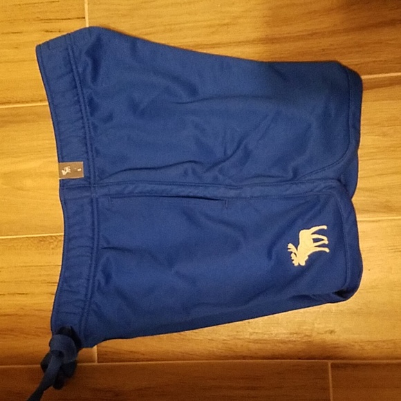 Abercrombie and Fitch active shorts - Picture 3 of 5